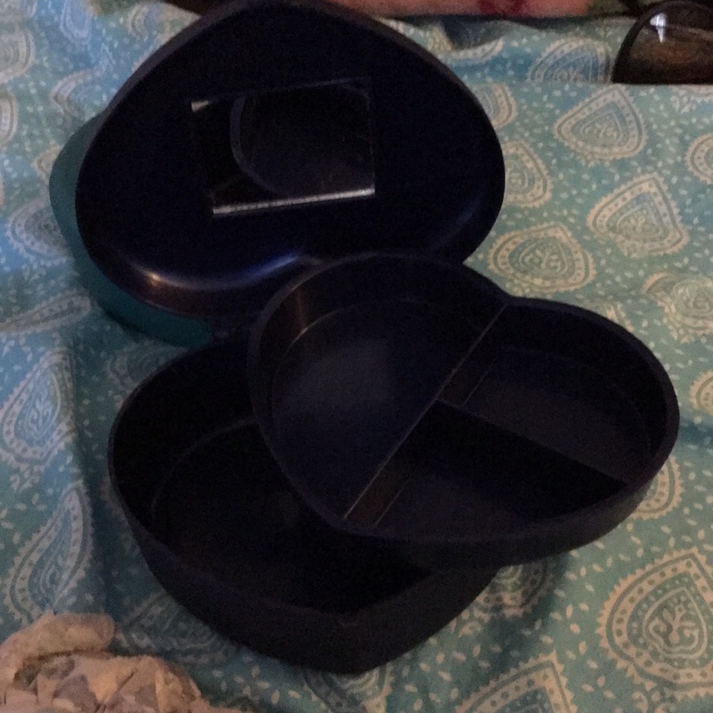 Multipurpose jewelry case